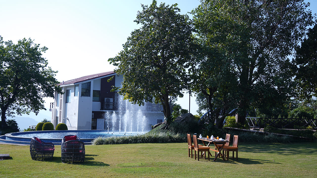 Kanatal Resorts